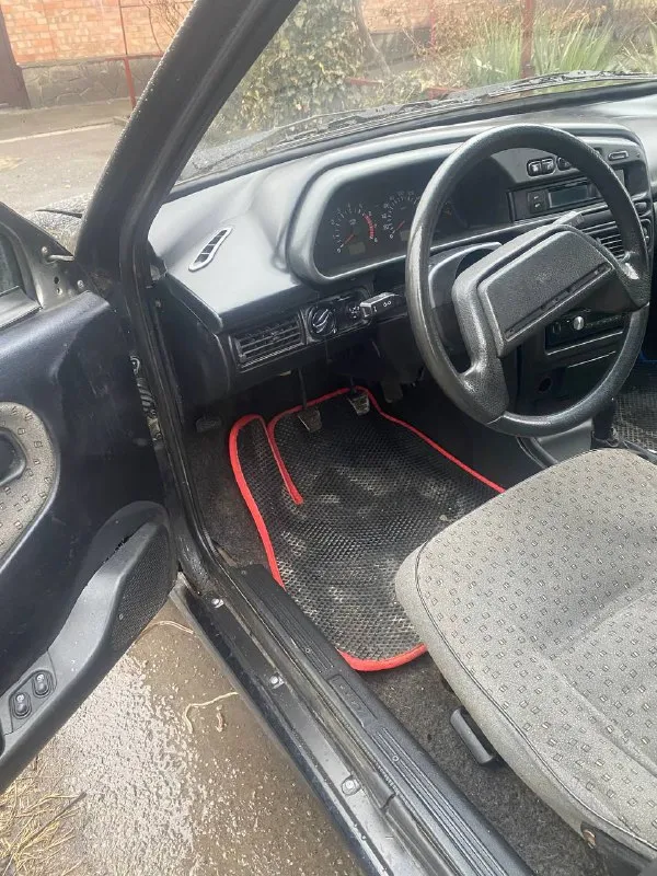 Ваз 2114 год- 2007 двигатель бензин. 1.6 механика. ростов на дону. цена. 175000 торг есть 89910903011 александр по кузову все шикарно. дно пороги отлично видео по запросу - фотография - 7