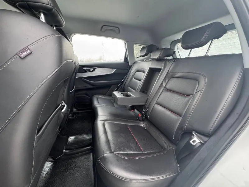 🏁 в продаже chery tiggo 7pro год выпуска: 2023 пробег на табло: 56 903 км птс: электронный двигатель: 1.5 бензин трансмиссия: cvt vin: lvvdb21b6pd762457 цена: 1 340 000 руб. 📞 + 7 (938) 130-35-61 адрес: г. ростов-на-дону, тц «сиверс», пр. сиверса, 23 – как нас найти способы оплаты: — наличные; — кредит (20 банков); — безнал без ндс; — обмен на ваш авто. больше подробностей об авто и способах оплаты узнавайте у менеджера @autozaorndbot ___________ смотрите все авто в наличии – https://autozao. ru/ max. ru/auto_zao_rnd 💬 🗺️ присоединяйтесь к авто зао в других городах: — москва — краснодар - фотография - 10