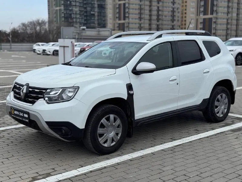 🚘 в продаже renault duster год выпуска: 2021 пробег на табло: 64 000 км птс: электронный двигатель: 1.3 бензин трансмиссия: cvt vin: x7lhsrp3968215340 цена: 1 090 000 новая цена: 1 180 000 руб. 📞 + 7 (938) 130-35-61 адрес: г. ростов-на-дону, тц «сиверс», пр. сиверса, 23 – как нас найти способы оплаты: — наличные; — кредит (20 банков); — безнал без ндс; — обмен на ваш авто. больше подробностей об авто и способах оплаты узнавайте у менеджера @autozaorndbot ___________ смотрите все авто в наличии – https://autozao. ru/ max. ru/auto_zao_rnd 💬 🗺️ присоединяйтесь к авто зао в других городах: — москва — краснодар — авто зао юг (новый регион) - фотография - 1