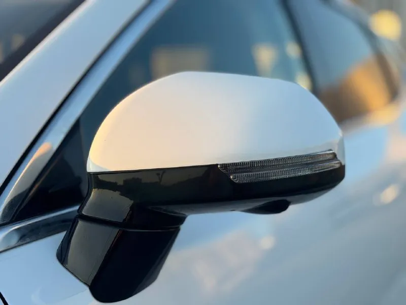 🚘 в продаже jetour dashing год выпуска: 2024 пробег на табло: 55 321 км птс: электронный двигатель: 1.5 бензин трансмиссия: amt vin: hjrpbgfb6rb202557 цена: 1 790 000 новая цена: 1 750 000 руб. 📞 + 7 (938) 130-35-61 адрес: г. ростов-на-дону, тц «сиверс», пр. сиверса, 23 – как нас найти способы оплаты: — наличные; — кредит (20 банков); — безнал без ндс; — обмен на ваш авто. больше подробностей об авто и способах оплаты узнавайте у менеджера @autozaorndbot ___________ смотрите все авто в наличии – https://autozao. ru/ max. ru/auto_zao_rnd 💬 🗺️ присоединяйтесь к авто зао в других городах: — москва — краснодар — авто зао юг (новый регион) - фотография - 8