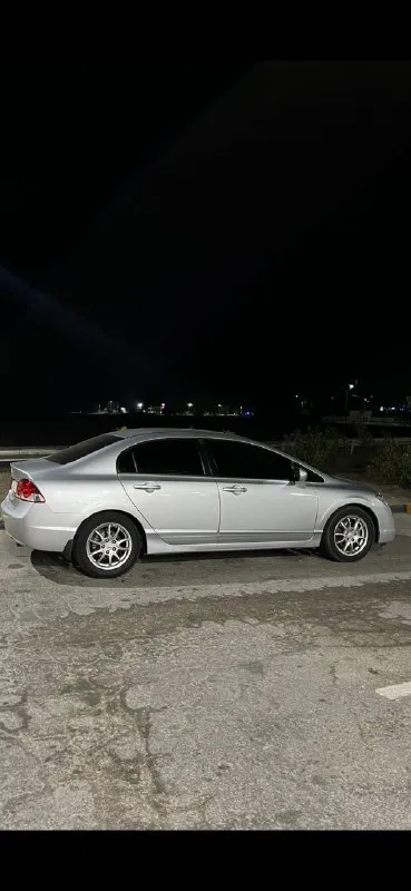 Продаю свой автомобиль. мотор в хорошем состоянии, замена масла каждые 7 тысяч, масло жора нет. кузов весь в родном окрасе без дтп, ржавчины нет, коробка в отличном состоянии производилась замена масла (оригинал), сцепления, по ходовой в прошлом месяце сделано большое то, так же поменяна гидравлическая подушка двигателя, установлена сигнализация с автозапуском, зелёная автотека. остальные вопросы по телефону, автосалоны прошу не беспокоить. птс дубликат но по факту я третий собственник цена 800000. телефон для связи 89185117437 - фотография - 4