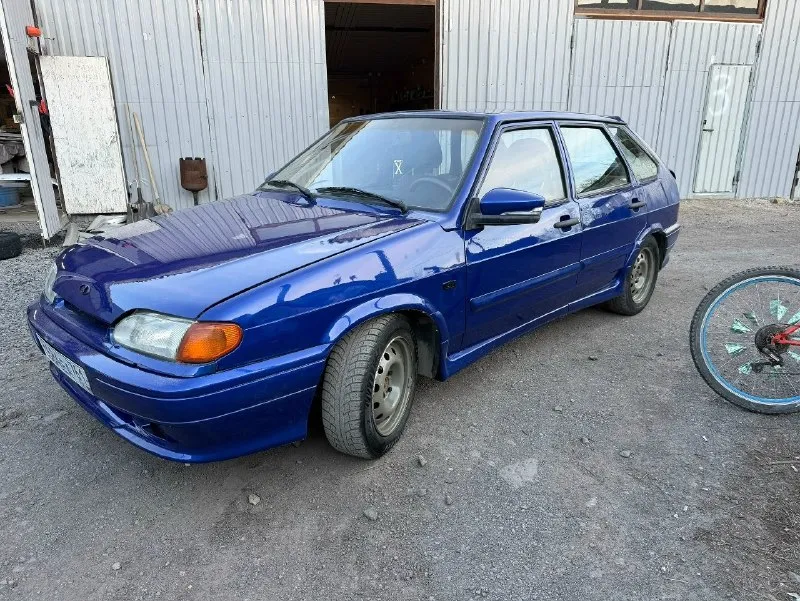 Продам 2114 кузов без жуков дно без дыр машина едет бодро, масло не ест 2005 год цена 235 к торг контакты: 89094226323 - фотография - 1