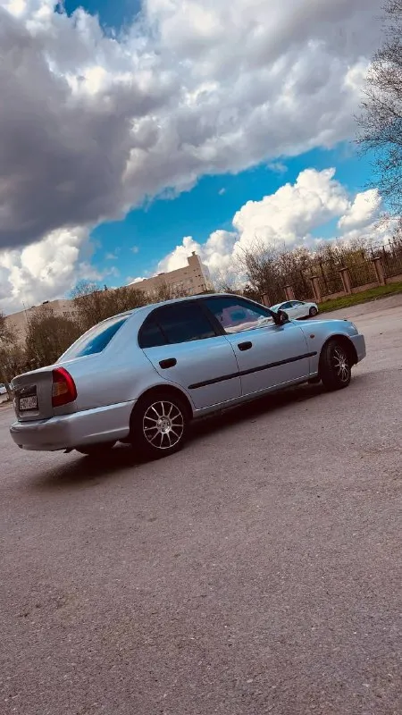 Авто в хорошем состоянии, птс оригинал, мотор работает отлично, коробка переключает плавно, электроника вся работает, кондиционер работает отлично, в собственности более 6лет. цена 390000 телефон для связи 89185117437 - фотография - 3