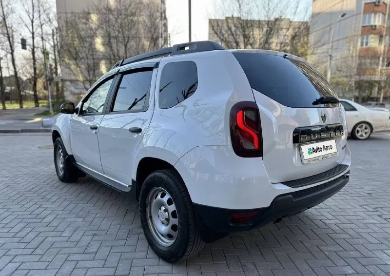 Продаю renault duster 1.5 мт полный привод 2019 год 131.000 пробег 1 владелец кузов родной окрас в отличном техническом состоянии цена для группы 1.260.000 цена авито 1.300.000 +79888922749 ссылка на автотеку autoteka. ru/report/web. .. - фотография - 5