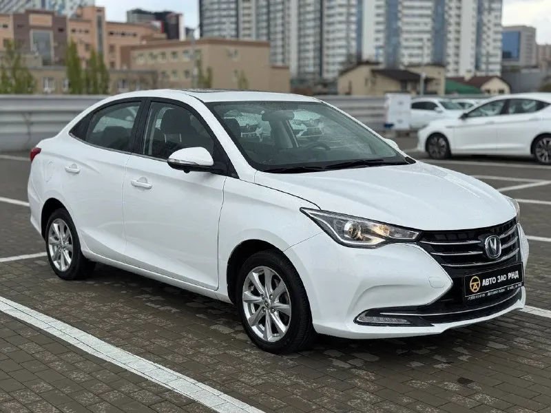 🚘 в продаже changan alsvin год выпуска: 2023 пробег на табло: 66 351 км птс: электронный двигатель: 1.5 бензин трансмиссия: амт vin: ls5a2ase0pd928145 цена: 830 000 руб. 📞 + 7 (938) 130-35-61 адрес: г. ростов-на-дону, тц «сиверс», пр. сиверса, 23 – как нас найти способы оплаты: — наличные; — кредит (20 банков); — безнал без ндс; — обмен на ваш авто. больше подробностей об авто и способах оплаты узнавайте у менеджера @autozaorndbot ___________ смотрите все авто в наличии – https://autozao. ru/ max. ru/auto_zao_rnd 💬 🗺️ присоединяйтесь к авто зао в других городах: — москва — краснодар — авто зао юг (новый регион) - фотография - 2