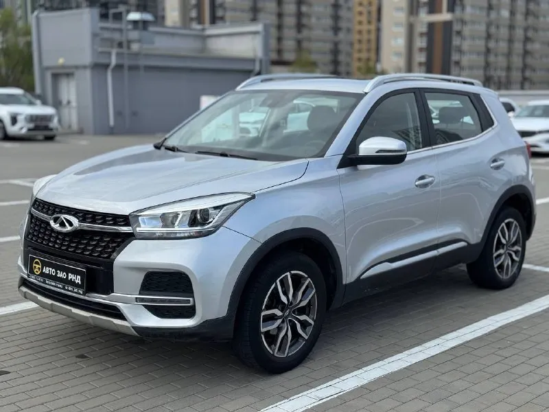 🚘 в продаже chery tiggo 4 год выпуска: 2022 пробег на табло: 81 711 км птс: электронный двигатель: 1.6 бензин трансмиссия: cvt vin: lvvdb21b7pd951134 цена: 1 020 000 руб. 📞 + 7 (938) 130-35-61 адрес: г. ростов-на-дону, тц «сиверс», пр. сиверса, 23 – как нас найти способы оплаты: — наличные; — кредит (20 банков); — безнал без ндс; — обмен на ваш авто. больше подробностей об авто и способах оплаты узнавайте у менеджера @autozaorndbot ___________ смотрите все авто в наличии – https://autozao. ru/ max. ru/auto_zao_rnd 💬 🗺️ присоединяйтесь к авто зао в других городах: — москва — краснодар — авто зао юг (новый регион) - фотография - 1