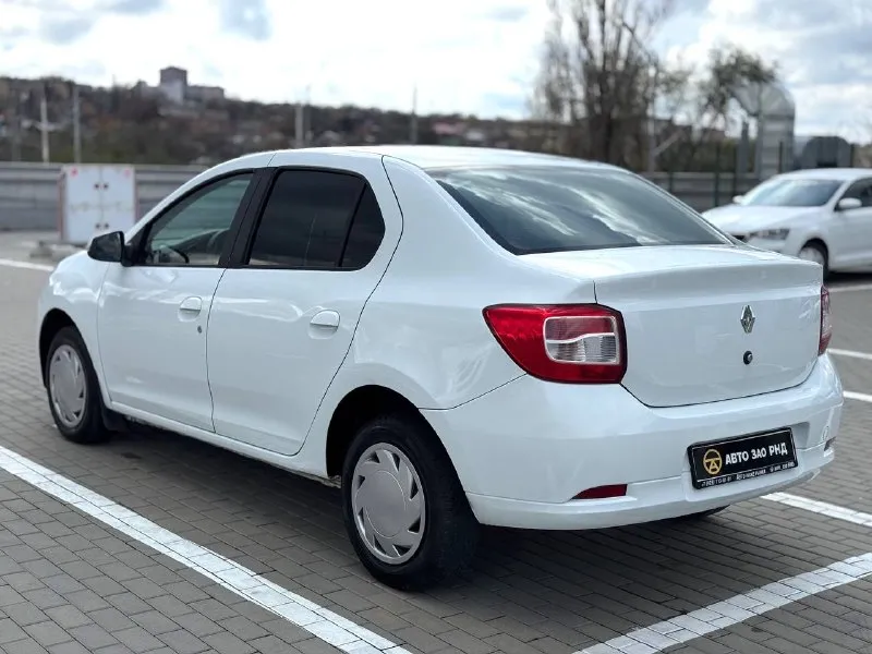 🚘 в продаже renault logan год выпуска: 2021 пробег на табло: 86 962 км птс: электронный двигатель: 1.6 бензин трансмиссия: mt vin: x7l4srlv467346165 цена: 580 000 новая цена: 560 000 руб. 📞 + 7 (938) 130-35-61 адрес: г. ростов-на-дону, тц «сиверс», пр. сиверса, 23 – как нас найти способы оплаты: — наличные; — кредит (20 банков); — безнал без ндс; — обмен на ваш авто. больше подробностей об авто и способах оплаты узнавайте у менеджера @autozaorndbot ___________ смотрите все авто в наличии – https://autozao. ru/ max. ru/auto_zao_rnd 💬 🗺️ присоединяйтесь к авто зао в других городах: — москва — краснодар — авто зао юг (новый регион) - фотография - 3