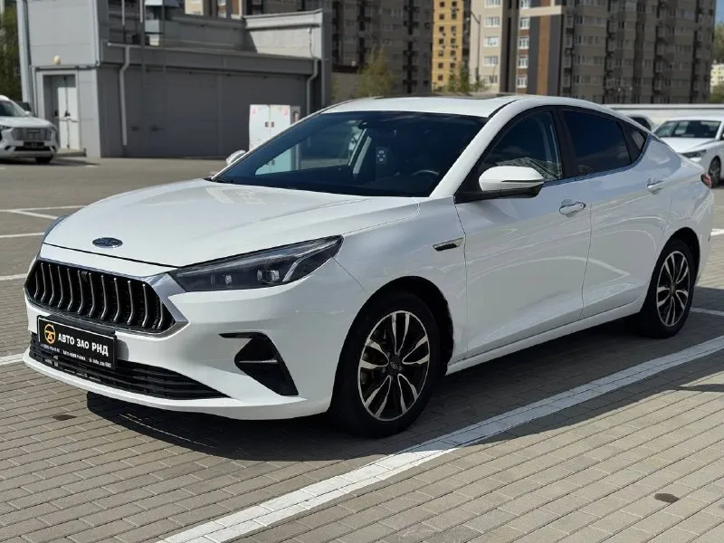🚘 в продаже jac j7 год выпуска: 2023 пробег на табло: 78 854 км птс: электронный двигатель: 1.5 бензин трансмиссия: cvt vin: mx1j7aggxpk041484 цена: 910 000 руб. 📞 + 7 (938) 130-35-61 адрес: г. ростов-на-дону, тц «сиверс», пр. сиверса, 23 – как нас найти способы оплаты: — наличные; — кредит (20 банков); — безнал без ндс; — обмен на ваш авто. больше подробностей об авто и способах оплаты узнавайте у менеджера @autozaorndbot ___________ смотрите все авто в наличии – https://autozao. ru/ max. ru/auto_zao_rnd 💬 🗺️ присоединяйтесь к авто зао в других городах: — москва — краснодар — авто зао юг (новый регион) - фотография - 1