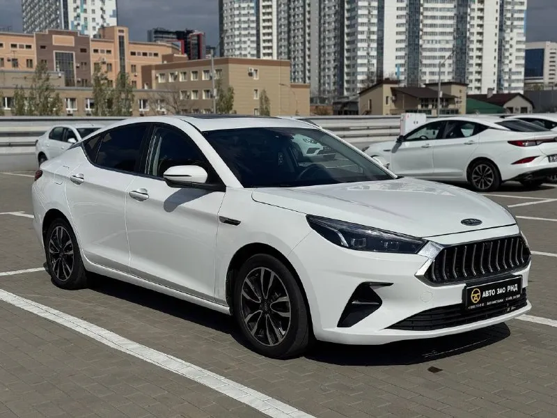 🚘 в продаже jac j7 год выпуска: 2023 пробег на табло: 78 854 км птс: электронный двигатель: 1.5 бензин трансмиссия: cvt vin: mx1j7aggxpk041484 цена: 910 000 руб. 📞 + 7 (938) 130-35-61 адрес: г. ростов-на-дону, тц «сиверс», пр. сиверса, 23 – как нас найти способы оплаты: — наличные; — кредит (20 банков); — безнал без ндс; — обмен на ваш авто. больше подробностей об авто и способах оплаты узнавайте у менеджера @autozaorndbot ___________ смотрите все авто в наличии – https://autozao. ru/ max. ru/auto_zao_rnd 💬 🗺️ присоединяйтесь к авто зао в других городах: — москва — краснодар — авто зао юг (новый регион) - фотография - 2