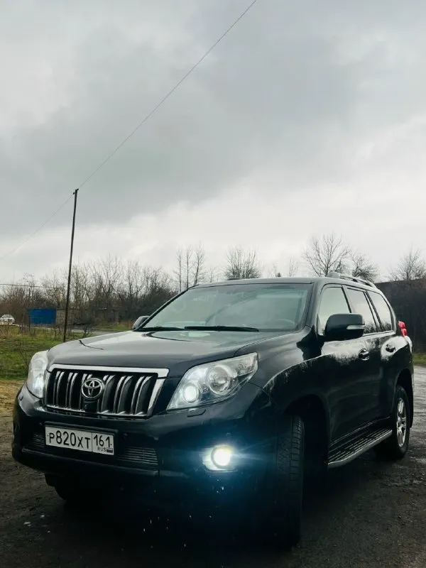 В продаже toyota land cruiser prado 2012– настоящий японский рамник, который не подведёт контакты: +79595092106 - фотография - 1