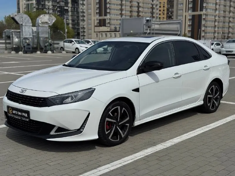 🚘 в продаже kaiyi e5 год выпуска: 2023 пробег на табло: 54 451 км птс: электронный двигатель: 1.5 бензин трансмиссия: cvt vin: xuuja2g23p0001710 цена: 1 050 000 руб. 📞 + 7 (938) 130-35-61 адрес: г. ростов-на-дону, тц «сиверс», пр. сиверса, 23 – как нас найти способы оплаты: — наличные; — кредит (20 банков); — безнал без ндс; — обмен на ваш авто. больше подробностей об авто и способах оплаты узнавайте у менеджера @autozaorndbot ___________ смотрите все авто в наличии – https://autozao. ru/ max. ru/auto_zao_rnd 💬 🗺️ присоединяйтесь к авто зао в других городах: — москва — краснодар — авто зао юг (новый регион) - фотография - 1