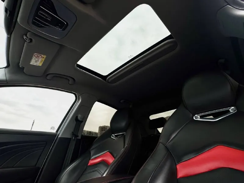 🚘 в продаже kaiyi e5 год выпуска: 2023 пробег на табло: 54 451 км птс: электронный двигатель: 1.5 бензин трансмиссия: cvt vin: xuuja2g23p0001710 цена: 1 050 000 руб. 📞 + 7 (938) 130-35-61 адрес: г. ростов-на-дону, тц «сиверс», пр. сиверса, 23 – как нас найти способы оплаты: — наличные; — кредит (20 банков); — безнал без ндс; — обмен на ваш авто. больше подробностей об авто и способах оплаты узнавайте у менеджера @autozaorndbot ___________ смотрите все авто в наличии – https://autozao. ru/ max. ru/auto_zao_rnd 💬 🗺️ присоединяйтесь к авто зао в других городах: — москва — краснодар — авто зао юг (новый регион) - фотография - 8