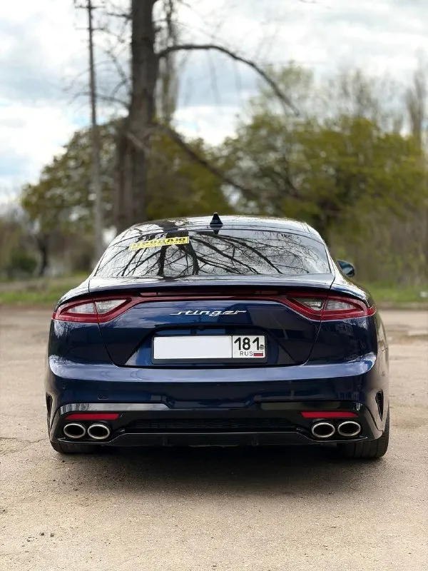 Kia stinger 2020 2л 255л. с ( задний привод) авто пригнано было для себя из южной кореи, за полтора года пользования, машина голову не делала от слова совсем, в машине есть, подогрев сидений( передних и задних), вентиляция сидений (передних), движение по полосам, радар, система предотвращения столкновений, carplay, электро ручник подогрев руля, климат контроль многозонный, в данной комплектации можно отключать стабилизацию полностью ( на полном приводе нельзя ) тормозная система brembo, установлен выхлоп регулируемый пультом, машина в родной краске, и с родным пробегом 108000, все запчасти оригинальные машина привлекает внешним видом внимание людей на улицах 2.8 торг возможен луганская область +79592686966 (тг на этом номере тоже) связь: vk. ru/id180851359 - фотография - 3