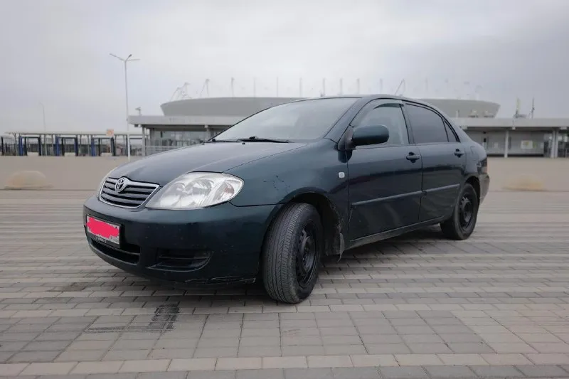 Продаётся надёжный и проверенный временем автомобиль toyota corolla 2005 года. авто в хорошем техническом состоянии, с экономичным и неприхотливым двигателем объёмом 1.6 литра. по птс 3 владельца, по факту 2. механическая коробка передач. машина славится своей выносливостью, простотой в обслуживании и доступностью запчастей. салон ухоженный, никогда не курили. кузов в достойном состоянии для своих лет, требуется полировка. автомобиль своевременно обслуживался, то 1000 км назад: замена масла, фильтров. зимняя резина в комплекте. готов к эксплуатации без дополнительных вложений. экономичный расход топлива, комфортная подвеска и легендарное японское качество. звоните или пишите — с радостью отвечу на все вопросы и договоримся о просмотре! город ростов контакты @neacident - фотография - 2