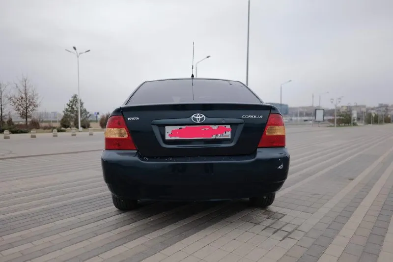 Продаётся надёжный и проверенный временем автомобиль toyota corolla 2005 года. авто в хорошем техническом состоянии, с экономичным и неприхотливым двигателем объёмом 1.6 литра. по птс 3 владельца, по факту 2. механическая коробка передач. машина славится своей выносливостью, простотой в обслуживании и доступностью запчастей. салон ухоженный, никогда не курили. кузов в достойном состоянии для своих лет, требуется полировка. автомобиль своевременно обслуживался, то 1000 км назад: замена масла, фильтров. зимняя резина в комплекте. готов к эксплуатации без дополнительных вложений. экономичный расход топлива, комфортная подвеска и легендарное японское качество. звоните или пишите — с радостью отвечу на все вопросы и договоримся о просмотре! город ростов контакты @neacident - фотография - 5