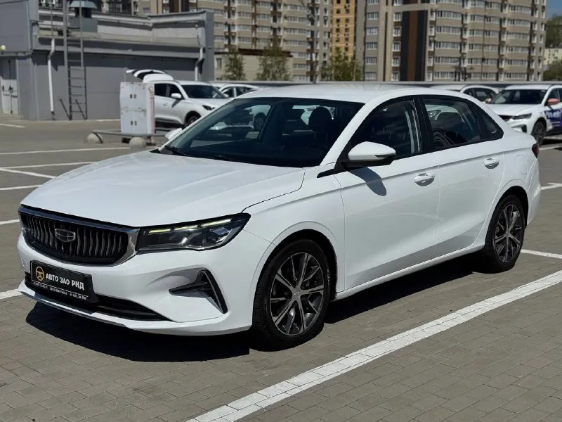 🚘 в продаже geely emgrand год выпуска: 2022 пробег на табло: 56 431 км птс: электронный двигатель: 1.5 бензин трансмиссия: cvt vin: lb3f31020pg012679 цена: 1 100 000 руб. 📞 + 7 (938) 130-35-61 адрес: г. ростов-на-дону, тц «сиверс», пр. сиверса, 23 – как нас найти способы оплаты: — наличные; — кредит (20 банков); — безнал без ндс; — обмен на ваш авто. больше подробностей об авто и способах оплаты узнавайте у менеджера @autozaorndbot ___________ смотрите все авто в наличии – https://autozao. ru/ max. ru/auto_zao_rnd 💬 🗺️ присоединяйтесь к авто зао в других городах: — москва — краснодар — авто зао юг (новый регион) - фотография - 1