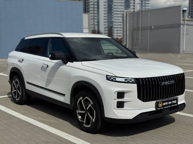 🚘 в продаже jaecoo j7 год выпуска: 2025 пробег на табло: 15 449 км птс: электронный двигатель: 1.6 бензин трансмиссия: aмт vin: edxdb21b2sc031466 цена: 2 100 000 руб. 📞 + 7 (938) 130-35-61 адрес: г. ростов-на-дону, тц «сиверс», пр. сиверса, 23 – как нас найти способы оплаты: — наличные; — кредит (20 банков); — безнал без ндс; — обмен на ваш авто. больше подробностей об авто и способах оплаты узнавайте у менеджера @autozaorndbot ___________ смотрите все авто в наличии – https://autozao. ru/ max. ru/auto_zao_rnd 💬 🗺️ присоединяйтесь к авто зао в других городах: — москва — краснодар — авто зао юг (новый регион) - фотография - 1