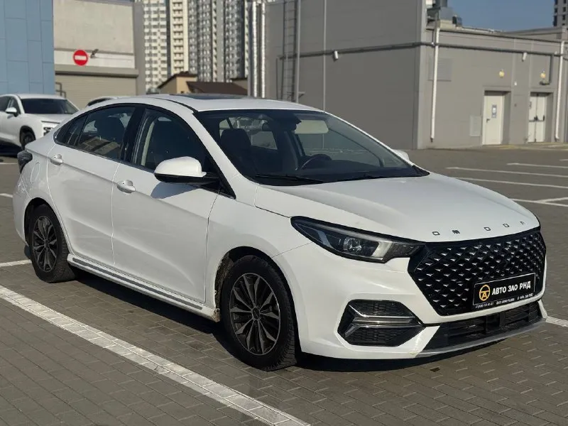 🚘 в продаже omoda s5 год выпуска: 2023 пробег на табло: 43 409 км птс: электронный двигатель: 1.5 бензин трансмиссия: cvt vin: lvvdc21b5pd207304 цена: 1 020 000 новая цена: 1 000 000 руб. 📞 + 7 (938) 130-35-61 адрес: г. ростов-на-дону, тц «сиверс», пр. сиверса, 23 – как нас найти способы оплаты: — наличные; — кредит (20 банков); — безнал без ндс; — обмен на ваш авто. больше подробностей об авто и способах оплаты узнавайте у менеджера @autozaorndbot ___________ смотрите все авто в наличии – https://autozao. ru/ max. ru/auto_zao_rnd 💬 🗺️ присоединяйтесь к авто зао в других городах: — москва — краснодар — авто зао юг (новый регион) - фотография - 2
