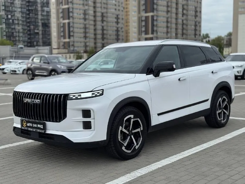 🚘 в продаже jaecoo j7 год выпуска: 2025 пробег на табло: 21 593 км птс: электронный, юр. чистый двигатель: 1.6 бензин трансмиссия: aмт vin: edxdb21b2sc030270 цена: 2 060 000 новая цена: 1 996 000 руб. 📞 + 7 (938) 130-35-61 адрес: г. ростов-на-дону, тц «сиверс», пр. сиверса, 23 – как нас найти способы оплаты: — наличные; — кредит (20 банков); — безнал без ндс; — обмен на ваш авто. больше подробностей об авто и способах оплаты узнавайте у менеджера @autozaorndbot ___________ смотрите все авто в наличии – https://autozao. ru/ max. ru/auto_zao_rnd 💬 🗺️ присоединяйтесь к авто зао в других городах: — москва — краснодар — авто зао юг (новый регион) - фотография - 1