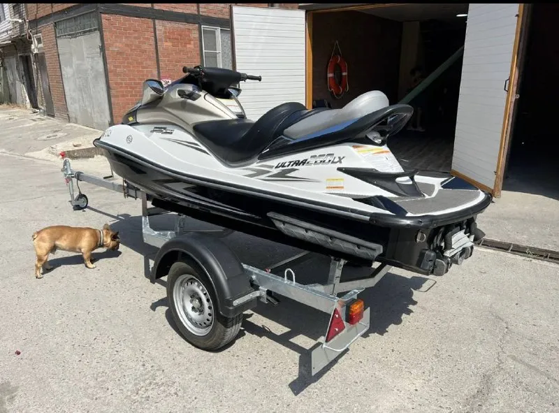 Kawasaki ultra 260 lx год выпуска: 2012 мощность л. с.:260 объем двигателя, см(3) 1498 ✅гидроцикл в идеальном техническом и внешним состоянии 🚤🚀!✅наработка 137 мото часа !!! торг уместен. дополнительные фото и видео скину по запросу. цена: 1 150 000р +79497141953 - фотография - 3