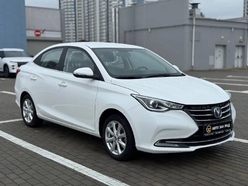 🚘 в продаже changan alsvin год выпуска: 2023 пробег на табло: 70 257 км птс: электронный двигатель: 1.5 бензин трансмиссия: amt vin: ls5a2ase6pd922415 цена: 810 000 руб. 📞 + 7 (938) 130-35-61 адрес: г. ростов-на-дону, тц «сиверс», пр. сиверса, 23 – как нас найти способы оплаты: — наличные; — кредит (20 банков); — безнал без ндс; — обмен на ваш авто. больше подробностей об авто и способах оплаты узнавайте у менеджера @autozaorndbot ___________ смотрите все авто в наличии – https://autozao. ru/ max. ru/auto_zao_rnd 💬 🗺️ присоединяйтесь к авто зао в других городах: — москва — краснодар — авто зао юг (новый регион) - фотография - 2