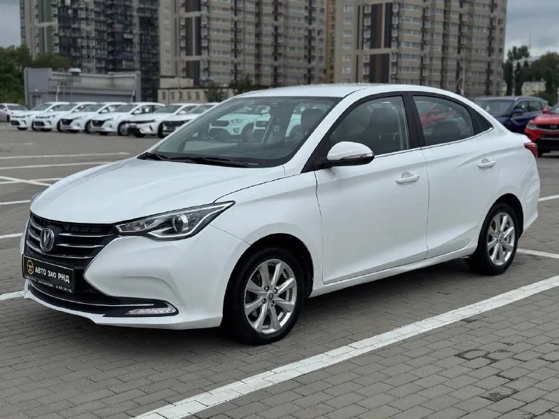 🚘 в продаже changan alsvin год выпуска: 2023 пробег на табло: 66 345 км птс: электронный двигатель: 1.5 бензин трансмиссия: amt vin: ls5a2ase3pd926874 цена: 810 000 руб. 📞 + 7 (938) 130-35-61 адрес: г. ростов-на-дону, тц «сиверс», пр. сиверса, 23 – как нас найти способы оплаты: — наличные; — кредит (20 банков); — безнал без ндс; — обмен на ваш авто. больше подробностей об авто и способах оплаты узнавайте у менеджера @autozaorndbot ___________ смотрите все авто в наличии – https://autozao. ru/ max. ru/auto_zao_rnd 💬 🗺️ присоединяйтесь к авто зао в других городах: — москва — краснодар — авто зао юг (новый регион) - фотография - 1