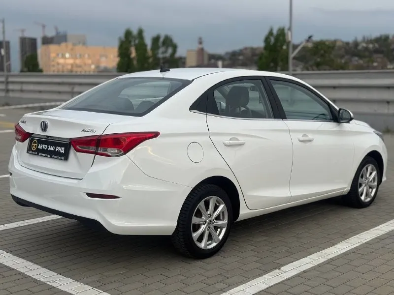 🚘 в продаже changan alsvin год выпуска: 2023 пробег на табло: 55 923 км птс: электронный, юр. чистый двигатель: 1.5 бензин трансмиссия: aмт vin: ls5a2ase5pd921790 цена: 790 000 новая цена: 760 000 руб. 📞 + 7 (938) 130-35-61 адрес: г. ростов-на-дону, тц «сиверс», пр. сиверса, 23 – как нас найти способы оплаты: — наличные; — кредит (20 банков); — безнал без ндс; — обмен на ваш авто. больше подробностей об авто и способах оплаты узнавайте у менеджера @autozaorndbot ___________ смотрите все авто в наличии – https://autozao. ru/ max. ru/auto_zao_rnd 💬 🗺️ присоединяйтесь к авто зао в других городах: — москва — краснодар — авто зао юг (новый регион) - фотография - 4
