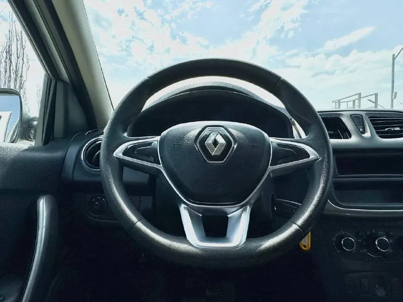 🚘 в продаже renault logan год выпуска: 2021 пробег на табло: 74 091 км птс: электронный двигатель: 1.6 бензин трансмиссия: at vin: x7l4srltb68206331 цена: 680 000 новая цена: 650 000 руб. 📞 + 7 (938) 130-35-61 адрес: г. ростов-на-дону, тц «сиверс», пр. сиверса, 23 – как нас найти способы оплаты: — наличные; — кредит (20 банков); — безнал без ндс; — обмен на ваш авто. больше подробностей об авто и способах оплаты узнавайте у менеджера @autozaorndbot ___________ смотрите все авто в наличии – https://autozao. ru/ max. ru/auto_zao_rnd 💬 🗺️ присоединяйтесь к авто зао в других городах: — москва — краснодар — авто зао юг (новый регион) - фотография - 5