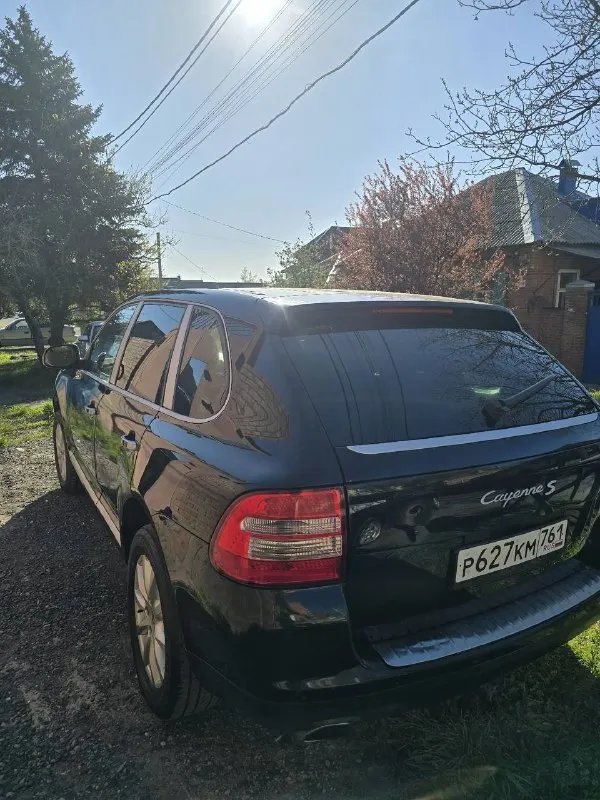 Здравствуйте porsche cayenne, 2004 г пробег после гильзы 158206 тк машина оформлена на супругу во влодении у нас 3 года машина самолёт двигатель работает хорошо, коробка тоже всё хорошо, внешка есть притертость мы как купили так и ездим по машине проблем нет вид имеет это старенький порш но при нажатии на газ впечатляет едит хорошо цена 800 тр номер телефона 89668888161 звоните в любое удобное для вас время вк: vk. ru/id384281293 - фотография - 4