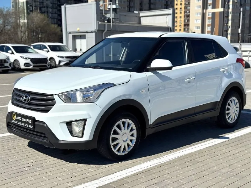 🚘 в продаже hyundai creta год выпуска: 2019 пробег на табло: 79 599 км птс: оригинальный, юр. чистый двигатель: 1.6 бензин трансмиссия: at vin: z94g2811blr206519 цена: 1 090 000 новая цена: 1 070 000 руб. 📞 + 7 (938) 130-35-61 адрес: г. ростов-на-дону, тц «сиверс», пр. сиверса, 23 – как нас найти способы оплаты: — наличные; — кредит (20 банков); — безнал без ндс; — обмен на ваш авто. больше подробностей об авто и способах оплаты узнавайте у менеджера @autozaorndbot ___________ смотрите все авто в наличии – https://autozao. ru/ max. ru/auto_zao_rnd 💬 🗺️ присоединяйтесь к авто зао в других городах: — москва — краснодар — авто зао юг (новый регион) - фотография - 1