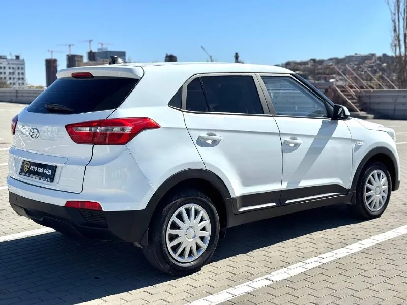🚘 в продаже hyundai creta год выпуска: 2019 пробег на табло: 79 599 км птс: оригинальный, юр. чистый двигатель: 1.6 бензин трансмиссия: at vin: z94g2811blr206519 цена: 1 090 000 новая цена: 1 070 000 руб. 📞 + 7 (938) 130-35-61 адрес: г. ростов-на-дону, тц «сиверс», пр. сиверса, 23 – как нас найти способы оплаты: — наличные; — кредит (20 банков); — безнал без ндс; — обмен на ваш авто. больше подробностей об авто и способах оплаты узнавайте у менеджера @autozaorndbot ___________ смотрите все авто в наличии – https://autozao. ru/ max. ru/auto_zao_rnd 💬 🗺️ присоединяйтесь к авто зао в других городах: — москва — краснодар — авто зао юг (новый регион) - фотография - 4