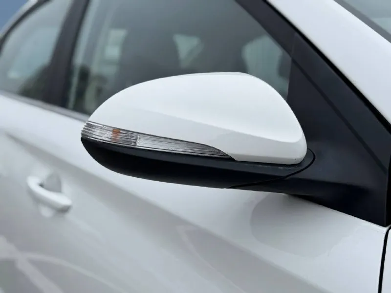 🚘 в продаже changan alsvin год выпуска: 2023 пробег на табло: 28 518 км птс: электронный двигатель: 1.5 бензин трансмиссия: amt vin: ls5a2ase2pd926736 цена: 760 000 новая цена: 720 000 руб. 📞 + 7 (938) 130-35-61 адрес: г. ростов-на-дону, тц «сиверс», пр. сиверса, 23 – как нас найти способы оплаты: — наличные; — кредит (20 банков); — безнал без ндс; — обмен на ваш авто. больше подробностей об авто и способах оплаты узнавайте у менеджера @autozaorndbot ___________ смотрите все авто в наличии – https://autozao. ru/ max. ru/auto_zao_rnd 💬 🗺️ присоединяйтесь к авто зао в других городах: — москва — краснодар — авто зао юг (новый регион) - фотография - 5