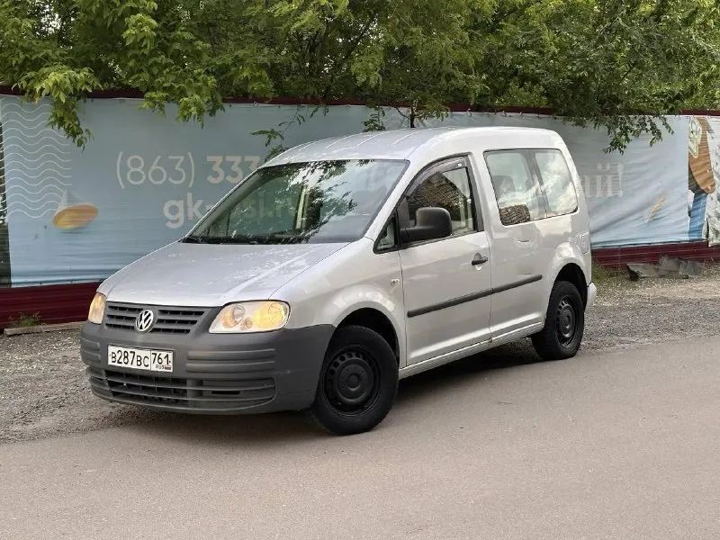 Volkswagen caddy 2009 г. в. 1,6л 102 л. с. механика пробег 227 350км 2 владельца, 2 дтп юридически чиста, без штрафов, запретов двигатель работает нормально. пол года назад поставили новое сцепление, коробка работает хорошо. новый расширительный бачок, недавно отремонтировали генератор (есть чек и гарантия) по кузову требует внимания, но без сквозной коррозии. дно в хорошем состоянии на зимней резине на авито не продавалась цена 490к руб. , торг осмотр в ростове 89613225666 вк: vk. ru/denisov_vad - фотография - 3