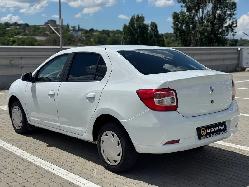 🚘 в продаже renault logan год выпуска: 2021 пробег на табло: 86 998 км птс: электронный двигатель: 1.6 бензин трансмиссия: mt vin: x7l4srlv468417585 цена: 570 000 руб. 📞 + 7 (938) 130-35-61 г. ростов-на-дону, тц «сиверс», пр. сиверса, 23 – как нас найти 📍 способы оплаты: — наличные; — кредит (20 банков); — безнал без ндс; — обмен на ваш авто. больше подробностей об авто и способах оплаты узнавайте у менеджера 📲 @autozaorndbot ___________ подбор авто – @auto_zao_bot 🤖 все авто – https://autozao. ru/ 🌐 мы в max. ru/auto_zao_rnd 💬 🗺️ присоединяйтесь к авто зао : — москва — краснодар — авто зао юг (новый регион) - фотография - 3