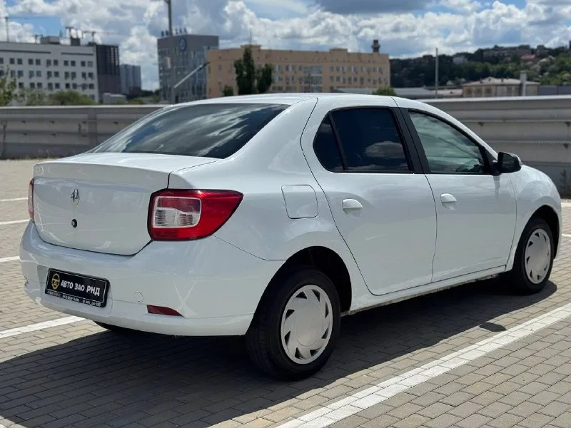 🚘 в продаже renault logan год выпуска: 2021 пробег на табло: 86 998 км птс: электронный двигатель: 1.6 бензин трансмиссия: mt vin: x7l4srlv468417585 цена: 570 000 руб. 📞 + 7 (938) 130-35-61 г. ростов-на-дону, тц «сиверс», пр. сиверса, 23 – как нас найти 📍 способы оплаты: — наличные; — кредит (20 банков); — безнал без ндс; — обмен на ваш авто. больше подробностей об авто и способах оплаты узнавайте у менеджера 📲 @autozaorndbot ___________ подбор авто – @auto_zao_bot 🤖 все авто – https://autozao. ru/ 🌐 мы в max. ru/auto_zao_rnd 💬 🗺️ присоединяйтесь к авто зао : — москва — краснодар — авто зао юг (новый регион) - фотография - 4
