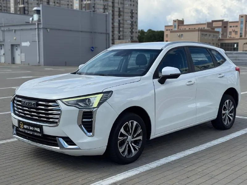 🚘 в продаже haval jolion год выпуска: 2022 пробег на табло: 74 726 км птс: электронный двигатель: 1.5 бензин трансмиссия: amt vin: lgwee4a57nk633140 цена: 1 240 000 руб. 📞 + 7 (938) 130-35-61 г. ростов-на-дону, тц «сиверс», пр. сиверса, 23 – как нас найти 📍 способы оплаты: — наличные; — кредит (20 банков); — безнал без ндс; — обмен на ваш авто. больше подробностей об авто и способах оплаты узнавайте у менеджера 📲 @autozaorndbot ___________ подбор авто – @auto_zao_bot 🤖 все авто – https://autozao. ru/ 🌐 мы в max. ru/auto_zao_rnd 💬 🗺️ присоединяйтесь к авто зао : — москва — краснодар — авто зао юг (новый регион) - фотография - 1