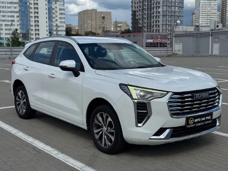 🚘 в продаже haval jolion год выпуска: 2022 пробег на табло: 74 726 км птс: электронный двигатель: 1.5 бензин трансмиссия: amt vin: lgwee4a57nk633140 цена: 1 240 000 руб. 📞 + 7 (938) 130-35-61 г. ростов-на-дону, тц «сиверс», пр. сиверса, 23 – как нас найти 📍 способы оплаты: — наличные; — кредит (20 банков); — безнал без ндс; — обмен на ваш авто. больше подробностей об авто и способах оплаты узнавайте у менеджера 📲 @autozaorndbot ___________ подбор авто – @auto_zao_bot 🤖 все авто – https://autozao. ru/ 🌐 мы в max. ru/auto_zao_rnd 💬 🗺️ присоединяйтесь к авто зао : — москва — краснодар — авто зао юг (новый регион) - фотография - 2