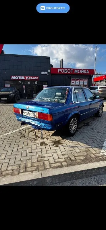 Bmw e30 m50b20 ростов-на-дону 310 000 +79956156900 отрываю от сердца отличную беху. мою верную подругу, надежного товарища и классную тачку. машина эмоция которая гарантирует сотни взглядов, лайков на дорогах, море внимания и тд. тачка с душой и с характером. я собственник. чистая по документам, без залогов арестов запретов и тд. тех осмотр пройдён недавно, не надо будет платить вам. поставил на учет с таким мотором за копейки в ростове. с постановкой на учет могу помочь без проблем. лучший спек для начинающего дрифтера. торг символический на бензин и так приступим bmw e30 мотор: m50b20 - масло не ест - заварка - задние пружины нива + баффер ( родные имеются ) - на передних по бафферу - новое масло - новый патрубок воздушного фильтра (силикон) - новые свечи связь: vk. ru/autopoetryrazwratil - фотография - 3