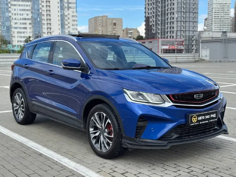 🚘 в продаже geely coolray год выпуска: 2022 пробег на табло: 75 412 км птс: электронный двигатель: 1.5 бензин трансмиссия: амт vin: y4k8622z5nb906930 цена: 1 460 000 руб. 📞 + 7 (938) 130-35-61 г. ростов-на-дону, тц «сиверс», пр. сиверса, 23 – как нас найти 📍 способы оплаты: — наличные; — кредит (20 банков); — безнал без ндс; — обмен на ваш авто. больше подробностей об авто и способах оплаты узнавайте у менеджера 📲 @autozaorndbot ___________ подбор авто – @auto_zao_bot 🤖 все авто – https://autozao. ru/ 🌐 мы в max. ru/auto_zao_rnd 💬 🗺️ присоединяйтесь к авто зао : — москва — краснодар — авто зао юг (новый регион) - фотография - 2