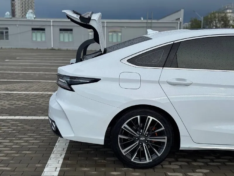 🚘 в продаже chery arrizo год выпуска: 2023 пробег на табло: 64 120 км птс: электронный двигатель: 1.6 бензин трансмиссия: амт vin: lvvdc21b6pd257502 цена: 1 750 000 руб. 📞 + 7 (938) 130-35-61 г. ростов-на-дону, тц «сиверс», пр. сиверса, 23 – как нас найти 📍 способы оплаты: — наличные; — кредит (20 банков); — безнал без ндс; — обмен на ваш авто. больше подробностей об авто и способах оплаты узнавайте у менеджера 📲 @autozaorndbot ___________ подбор авто – @auto_zao_bot 🤖 все авто – https://autozao. ru/ 🌐 мы в max. ru/auto_zao_rnd 💬 🗺️ присоединяйтесь к авто зао : — москва — краснодар — авто зао юг (новый регион) - фотография - 5
