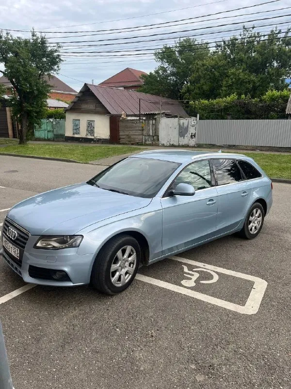 Продам чистую немку ауди а4 2 tdi вариатор (едет отлично, к сиденью прижимает, набирает чётко как трамвай) 2008г. машина в россии с 2012г. в германии один владелец был, в россии я вторая. машина вся в родном окрасе, без единого дтп за всю историю ( любые проверки) салон чистый, без дырок и прокуренности. в мозги не лезли пробег не скручивали от слова совсем, с этим пробегом все болячки вылезли и устранились, в том числе и двигатель меняли ( с пробегом 60т). тонер люммар в круг с лобовым ( по госту ), акустика из 12 колонок и 2 сабвуфера ( играет шикарно), навигация, круиз контроль, и много всего другого. сиденья ковши с подогревом. датчики движения. коробка, турбина, двигатель без нареканий на 5++++++. эта машина впечатления оставляет. номера стоят свежие, т. к. её номера переставила на новую машину. в общем звони 📲 всё расскажу. любые проверки приветствую, машина очень достойная для своих лет и вид имеет бодрый ! 89615116611 - фотография - 2