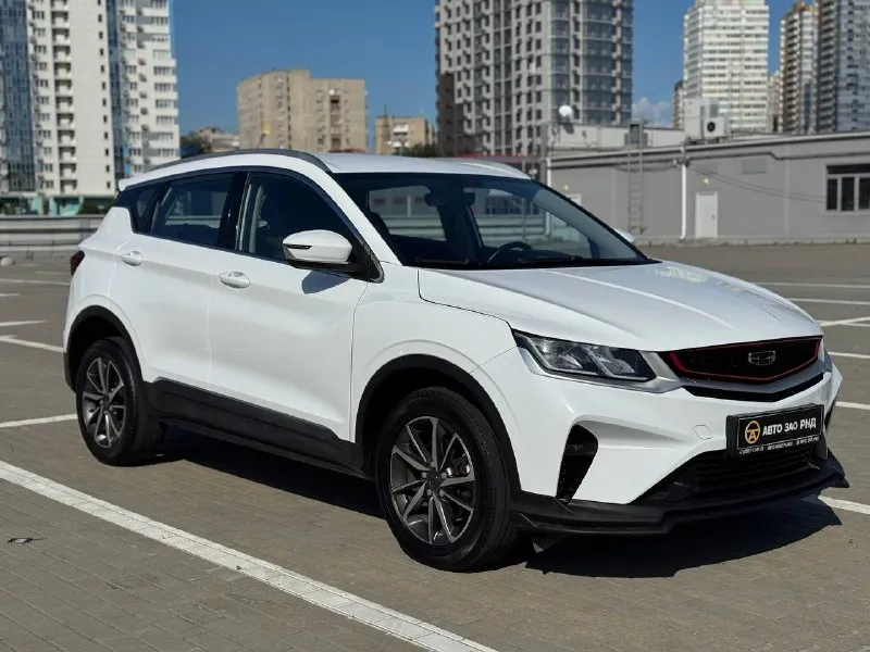 🚘 в продаже geely coolray год выпуска: 2022 пробег на табло: 60 548 км птс: электронный двигатель: 1.5 бензин трансмиссия: amt vin: y4k8622z2pb900621 цена: 1 270 000 руб. 📞 + 7 (938) 130-35-61 г. ростов-на-дону, тц «сиверс», пр. сиверса, 23 – как нас найти 📍 способы оплаты: — наличные; — кредит (20 банков); — безнал без ндс; — обмен на ваш авто. больше подробностей об авто и способах оплаты узнавайте у менеджера 📲 @autozaorndbot ___________ подбор авто – @auto_zao_bot 🤖 все авто – https://autozao. ru/ 🌐 мы в max. ru/auto_zao_rnd 💬 🗺️ присоединяйтесь к авто зао : — москва — краснодар — авто зао юг (новый регион) - фотография - 2