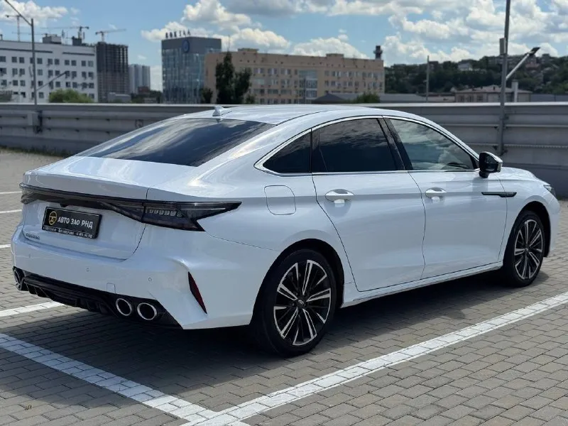 🚘 в продаже chery arrizo 8 год выпуска: 2023 пробег на табло: 23 409 км птс: электронный двигатель: 1.6 бензин трансмиссия: amt vin: lvvdc21b1pd309151 цена: 1 760 000 руб. 📞 + 7 (938) 130-35-61 г. ростов-на-дону, тц «сиверс», пр. сиверса, 23 – как нас найти 📍 способы оплаты: — наличные; — кредит (20 банков); — безнал без ндс; — обмен на ваш авто. больше подробностей об авто и способах оплаты узнавайте у менеджера 📲 @autozaorndbot ___________ подбор авто – @auto_zao_bot 🤖 все авто – https://autozao. ru/ 🌐 мы в max. ru/auto_zao_rnd 💬 🗺️ присоединяйтесь к авто зао : — москва — краснодар — авто зао юг (новый регион) - фотография - 3