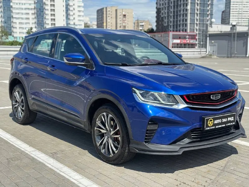🚘 в продаже geely coolray год выпуска: 2022 пробег на табло: 74 273 км птс: электронный двигатель: 1.5 бензин трансмиссия: amt vin: y4k8622z9nb906901 цена: 1 450 000 руб. 📞 + 7 (938) 130-35-61 г. ростов-на-дону, тц «сиверс», пр. сиверса, 23 – как нас найти 📍 способы оплаты: — наличные; — кредит (20 банков); — безнал без ндс; — обмен на ваш авто. больше подробностей об авто и способах оплаты узнавайте у менеджера 📲 @autozaorndbot ___________ подбор авто – @auto_zao_bot 🤖 все авто – https://autozao. ru/ 🌐 мы в max. ru/auto_zao_rnd 💬 🗺️ присоединяйтесь к авто зао : — москва — краснодар — авто зао юг (новый регион) - фотография - 1