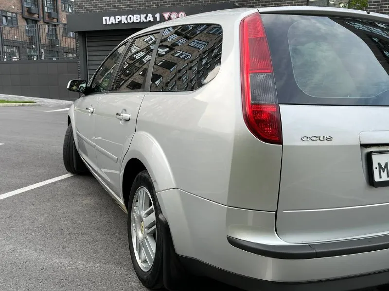Продам ford focus 2, 1.8, 2007 г. автомобиль в родном окрасе, без дтп. 2 владельца. птс оригинал пробег 162 000 цена: 340 000 по ходовой части ничего не гремит, не стучит. коробка работает без нареканий. комплектация: кондиционер подогрев лобового стекла подогрев заднего стекла подогрев передних сидений 2 передних стеклоподъёмника по двигателю работает ровно, тихо, едет бодро. расход масла около 700 мл на 1000 км по городу, по трассе масло практически не расходует, есть сизый дым. по документам чистый без штрафов и ограничений цену указал минимальную с учетом недостатков находится в ростове-на-дону, александровка +79047773584 вк: vk. ru/vbezborod - фотография - 4