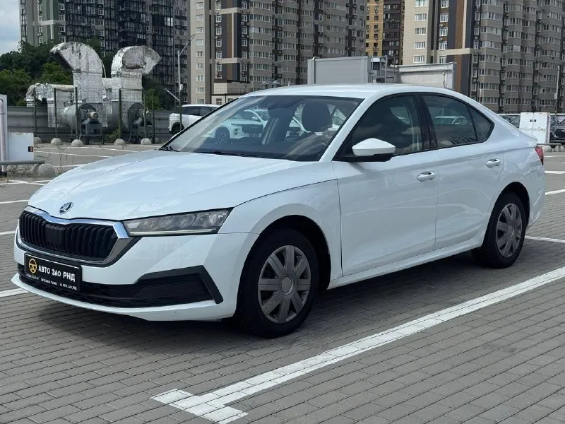 🚘 в продаже skoda octavia год выпуска: 2021 пробег на табло: 129 707 км птс: электронный двигатель: 1.6 бензин трансмиссия: ат vin: xw8an4nx1mh065132 цена: 1 410 000 руб. 📞 + 7 (938) 130-35-61 г. ростов-на-дону, тц «сиверс», пр. сиверса, 23 – как нас найти 📍 способы оплаты: — наличные; — кредит (20 банков); — безнал без ндс; — обмен на ваш авто. больше подробностей об авто и способах оплаты узнавайте у менеджера 📲 @autozaorndbot ___________ подбор авто – @auto_zao_bot 🤖 все авто – https://autozao. ru/ 🌐 мы в max. ru/auto_zao_rnd 💬 🗺️ присоединяйтесь к авто зао : — москва — краснодар — авто зао юг (новый регион) - фотография - 1