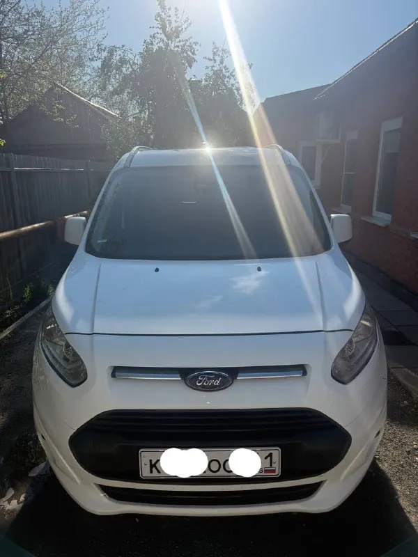 Ford tourneo connect: универсальный помощник для семьи и бизнеса практичный грузопассажирский минивэн, сочетающий вместительность фургона и комфорт легкового автомобиля. идеален для семейных путешествий, перевозки грузов и решения бизнес‑задач. 2016 год, 180000 км 1.5 турбо-дизель 120сил не так давно пригнали с европы, экспортировали исключительно в семейном режиме цена 1 800 000руб авто личное, по всем интересующимся вопросам звоните или пишите +79064146900 - фотография - 1