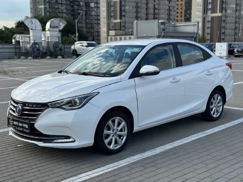 🚘 в продаже changan alsvin год выпуска: 2023 пробег на табло: 55 177 км птс: электронный, юр. чистый двигатель: 1.5 бензин трансмиссия: amt vin: ls5a2ase4pd922445 цена: 760 000 руб. 📞 + 7 (938) 130-35-61 г. ростов-на-дону, тц «сиверс», пр. сиверса, 23 – как нас найти 📍 способы оплаты: — наличные; — кредит (20 банков); — безнал без ндс; — обмен на ваш авто. больше подробностей об авто и способах оплаты узнавайте у менеджера 📲 @autozaorndbot ___________ подбор авто – @auto_zao_bot 🤖 все авто – https://autozao. ru/ 🌐 🗺️ присоединяйтесь к авто зао : — москва — краснодар - фотография - 1