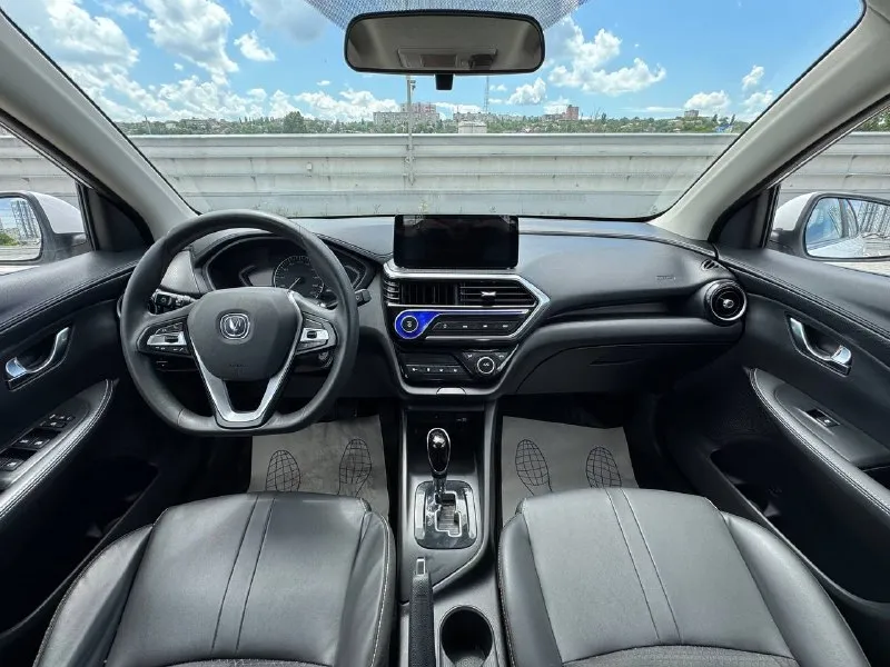 🚘 в продаже changan alsvin год выпуска: 2023 пробег на табло: 55 177 км птс: электронный, юр. чистый двигатель: 1.5 бензин трансмиссия: amt vin: ls5a2ase4pd922445 цена: 760 000 руб. 📞 + 7 (938) 130-35-61 г. ростов-на-дону, тц «сиверс», пр. сиверса, 23 – как нас найти 📍 способы оплаты: — наличные; — кредит (20 банков); — безнал без ндс; — обмен на ваш авто. больше подробностей об авто и способах оплаты узнавайте у менеджера 📲 @autozaorndbot ___________ подбор авто – @auto_zao_bot 🤖 все авто – https://autozao. ru/ 🌐 🗺️ присоединяйтесь к авто зао : — москва — краснодар - фотография - 5
