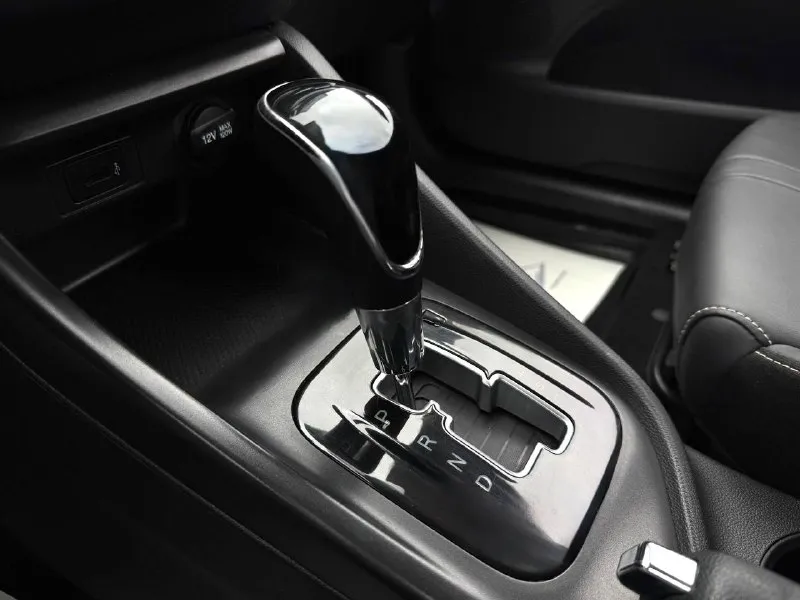 🚘 в продаже changan alsvin год выпуска: 2023 пробег на табло: 55 177 км птс: электронный, юр. чистый двигатель: 1.5 бензин трансмиссия: amt vin: ls5a2ase4pd922445 цена: 760 000 руб. 📞 + 7 (938) 130-35-61 г. ростов-на-дону, тц «сиверс», пр. сиверса, 23 – как нас найти 📍 способы оплаты: — наличные; — кредит (20 банков); — безнал без ндс; — обмен на ваш авто. больше подробностей об авто и способах оплаты узнавайте у менеджера 📲 @autozaorndbot ___________ подбор авто – @auto_zao_bot 🤖 все авто – https://autozao. ru/ 🌐 🗺️ присоединяйтесь к авто зао : — москва — краснодар - фотография - 9